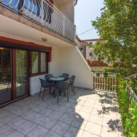 Apartment Dom Ядраново Екстериор снимка
