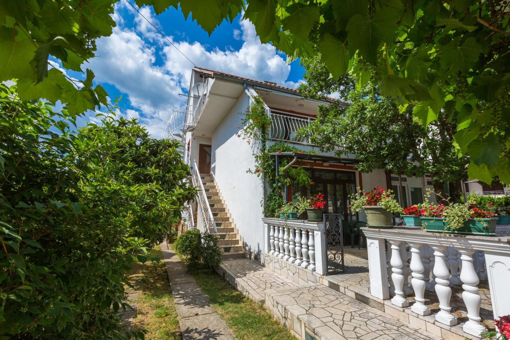 Apartment Dom Ядраново Екстериор снимка
