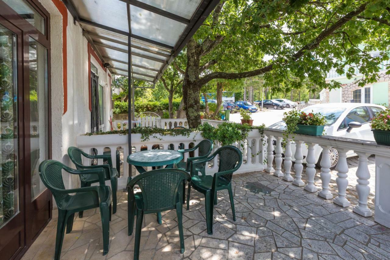 Apartment Dom Ядраново Екстериор снимка