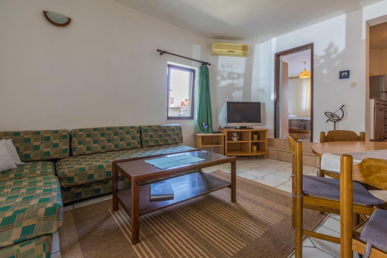 Apartment Dom Ядраново Екстериор снимка