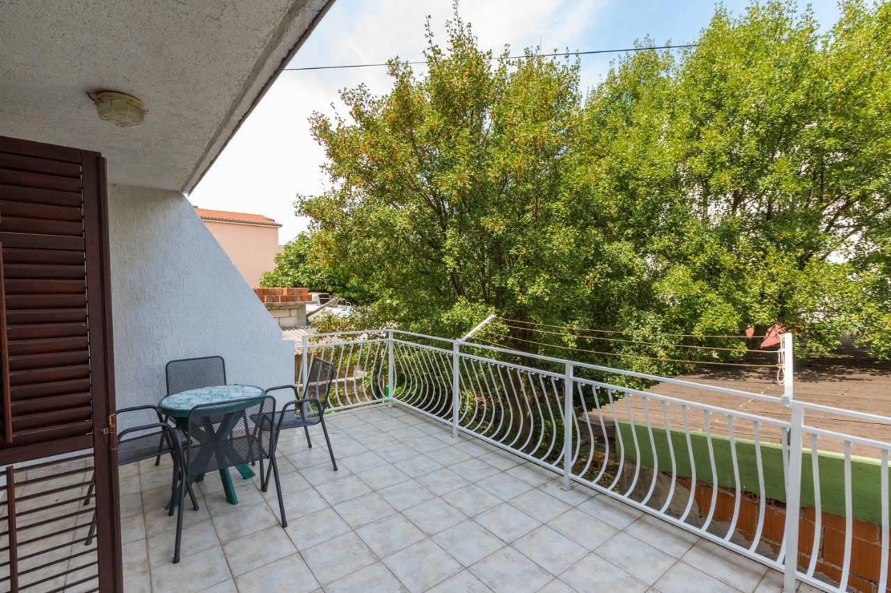 Apartment Dom Ядраново Екстериор снимка